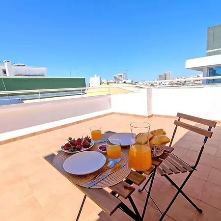 아파트 Lovely Terrace Baixa *