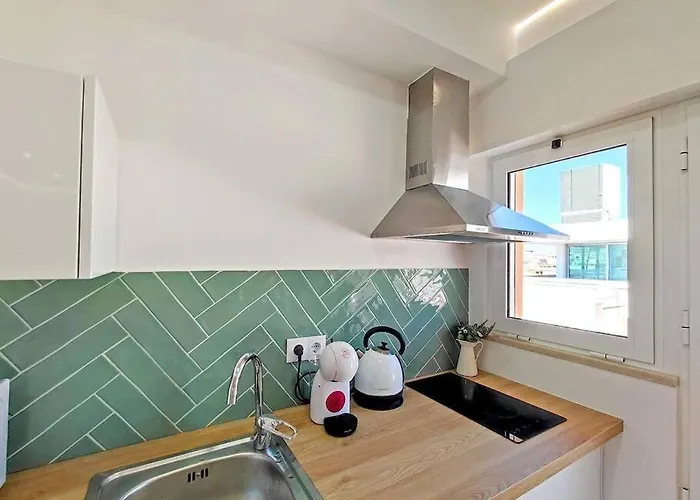 Apartment Lovely Terrace Baixa